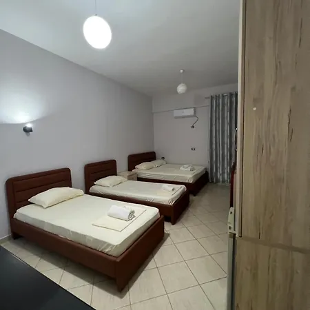 Flowers 2 酒店